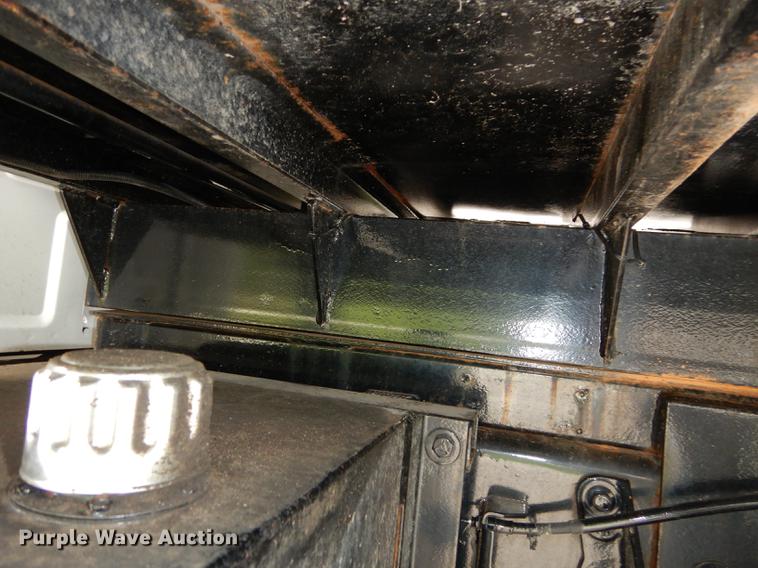 image for item DD0795 2004 Ford F450 Super Duty XL dump truck