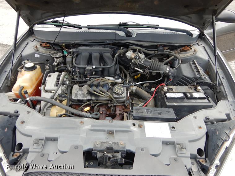 image for item DD0796 2005 Ford Taurus SE