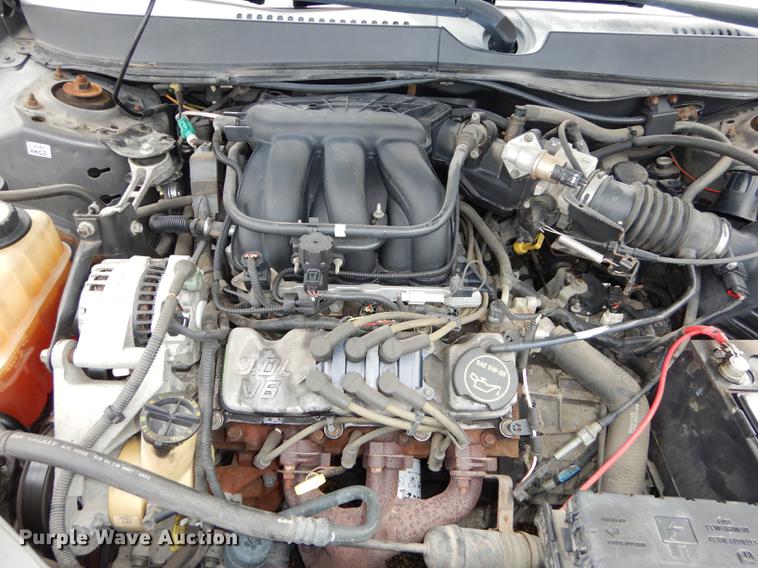 image for item DD0796 2005 Ford Taurus SE