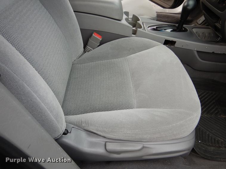 image for item DD0796 2005 Ford Taurus SE