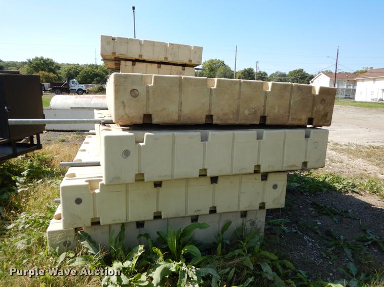 image for item DD0802 (12) EZ docks