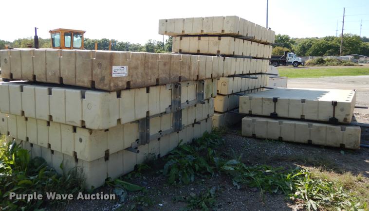 image for item DD0802 (12) EZ docks