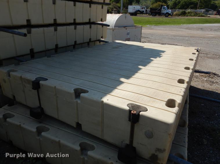 image for item DD0802 (12) EZ docks