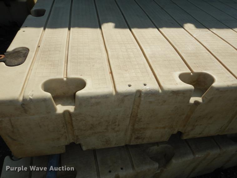 image for item DD0802 (12) EZ docks