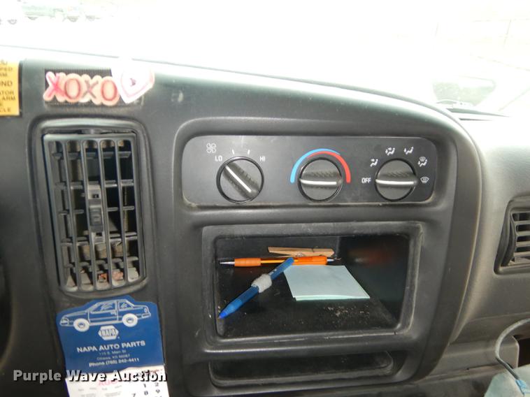 image for item DD0827 2002 GMC Savana G3500 Cargo Thomas school bus