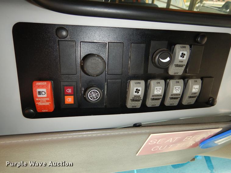 image for item DD0827 2002 GMC Savana G3500 Cargo Thomas school bus