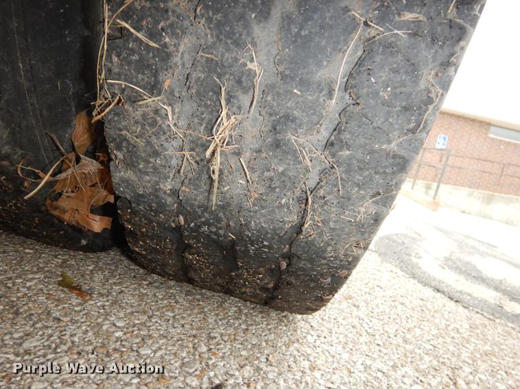 image for item DD0827 2002 GMC Savana G3500 Cargo Thomas school bus