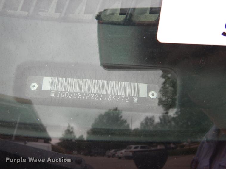 image for item DD0827 2002 GMC Savana G3500 Cargo Thomas school bus