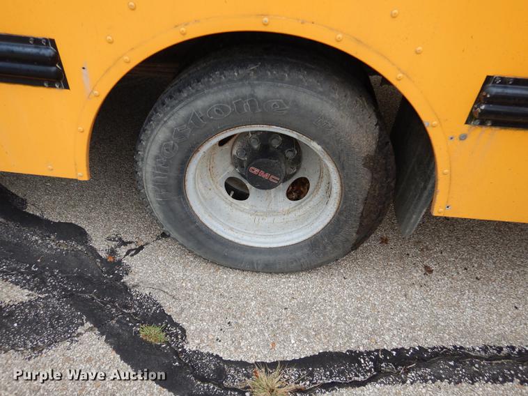 image for item DD0829 2002 GMC Savana G3500 Cargo Thomas school bus