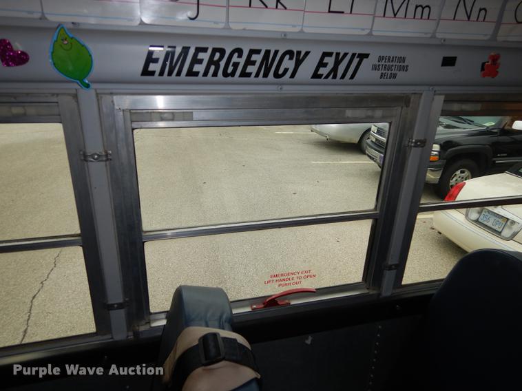 image for item DD0829 2002 GMC Savana G3500 Cargo Thomas school bus