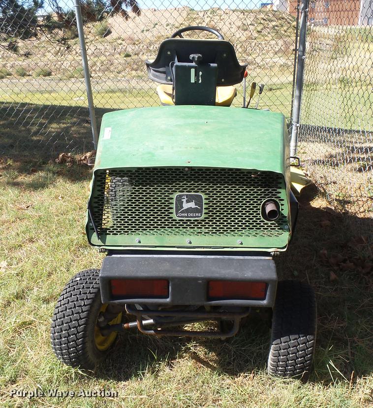 image for item DE9186 John Deere 910 lawn mower