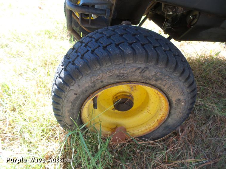 image for item DE9186 John Deere 910 lawn mower