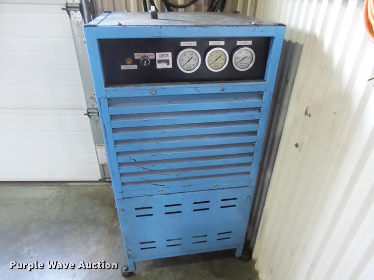 image for item DE9187 Mako breathing air system