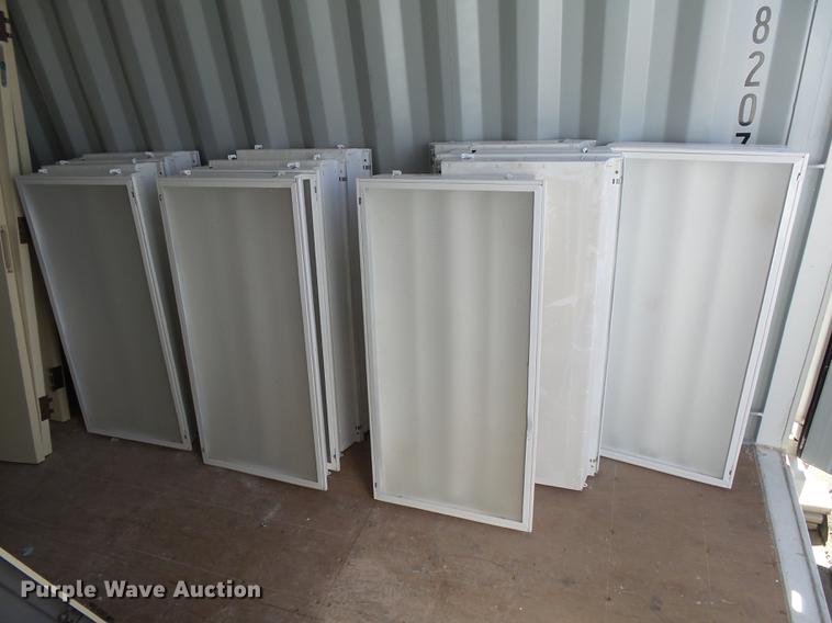 image for item DE9188 (13) fluorescent light fixtures