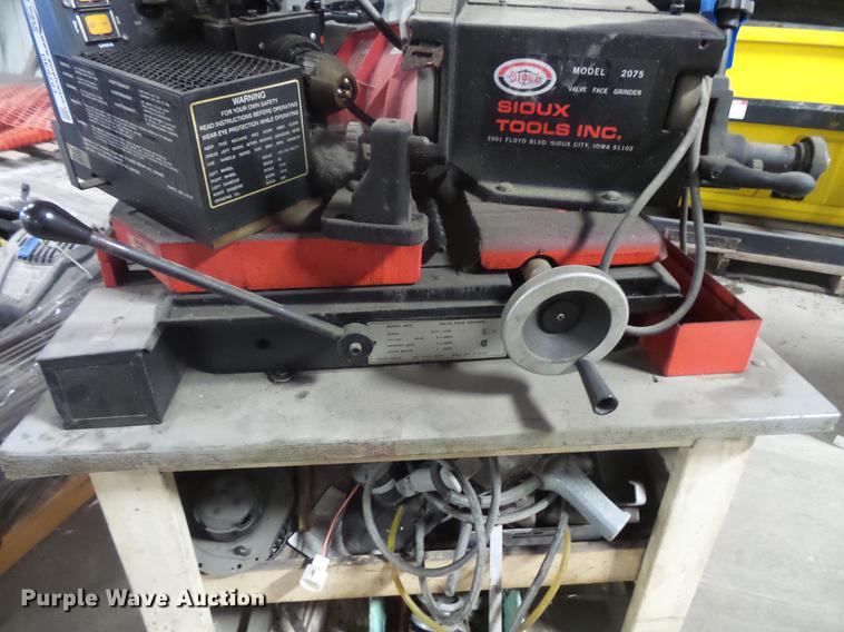 Sioux Tools valve grinder in Des Moines, IA Item DE9283 sold Purple