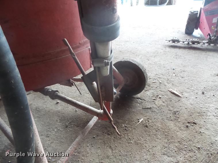 image for item DE9342 Sand blasting pot