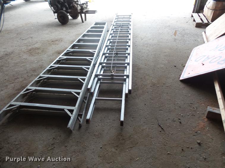 image for item DE9345 (2) ladders