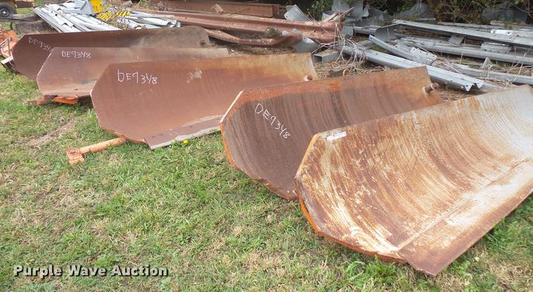 image for item DE9348 Approximately 5 Henke snow plow wings