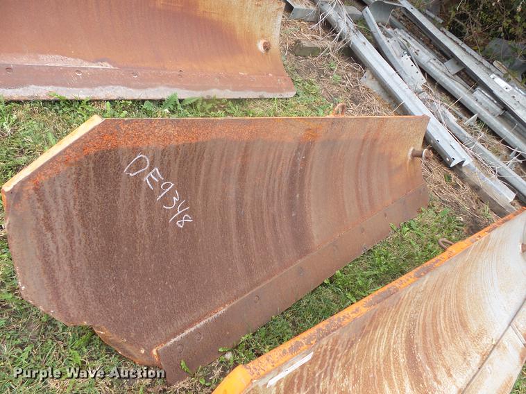 image for item DE9348 Approximately 5 Henke snow plow wings