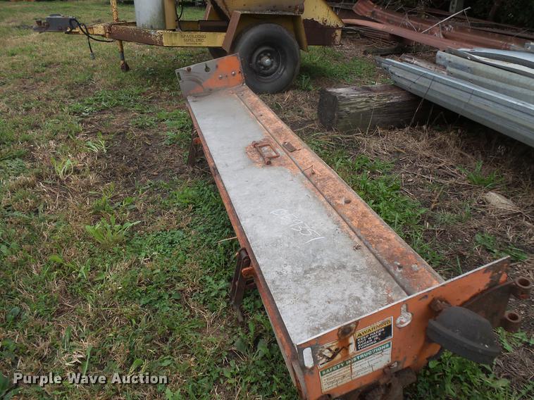 image for item DE9351 Approximately 3 Henderson sanders