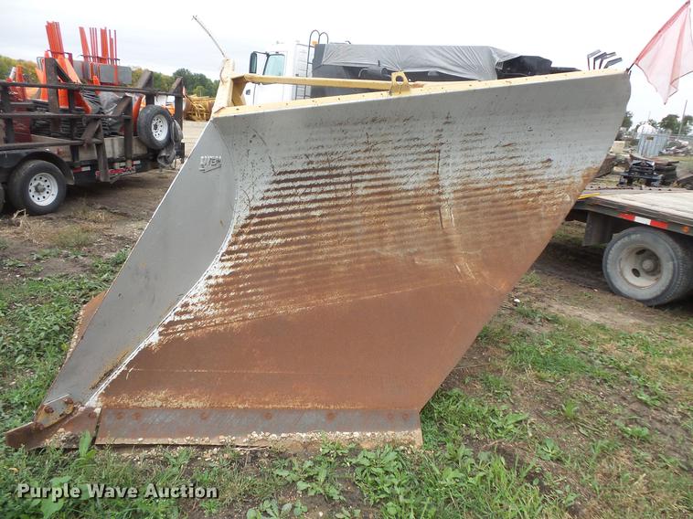 image for item DE9360 Weldco V-plow
