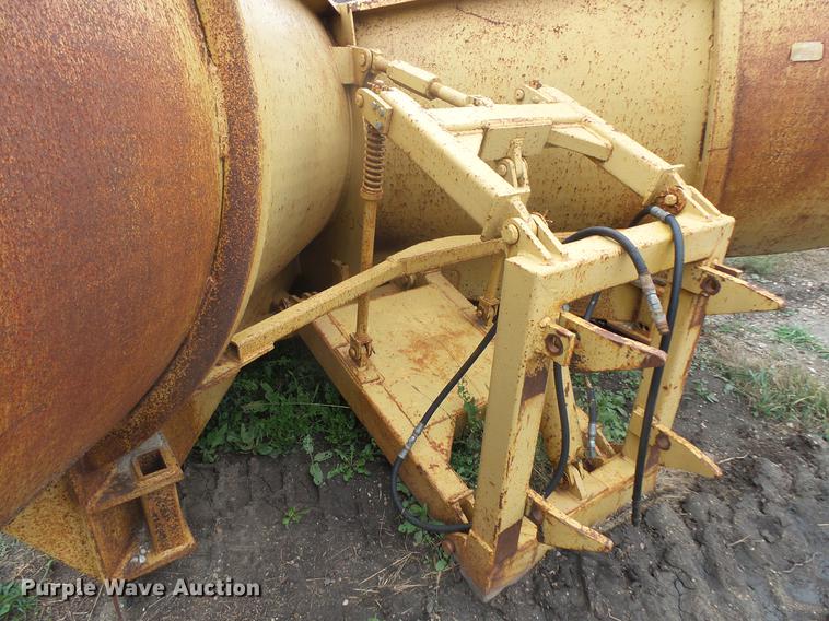 image for item DE9360 Weldco V-plow