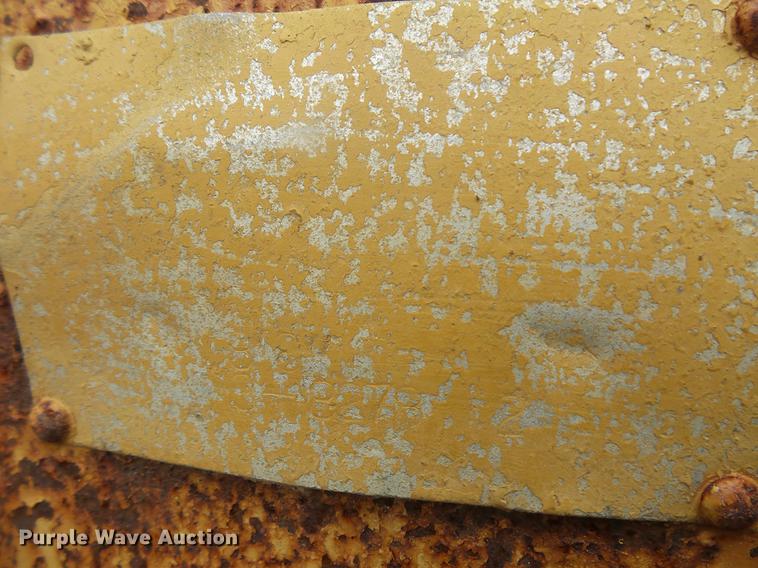 image for item DE9360 Weldco V-plow