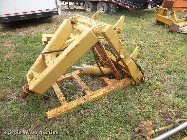 image for item DE9365 V-plow motor grader mount