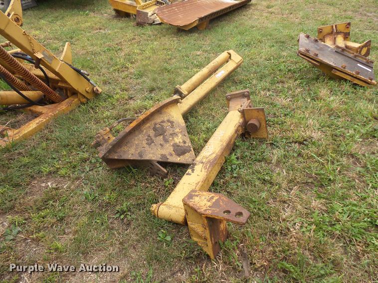 image for item DE9366 Tail piece cylinder for rear mount