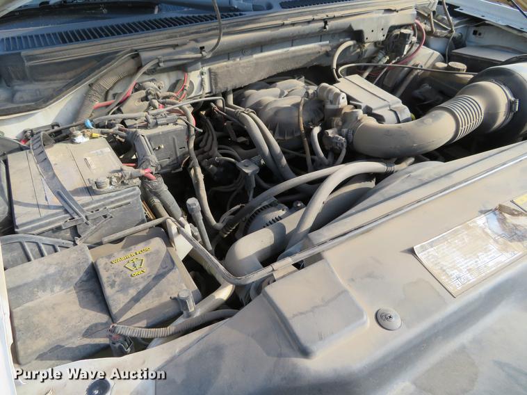 image for item DF9784 2002 Ford F150 pickup truck