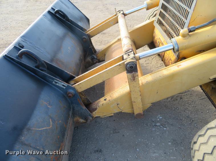 image for item DF9785 Ford 555D backhoe