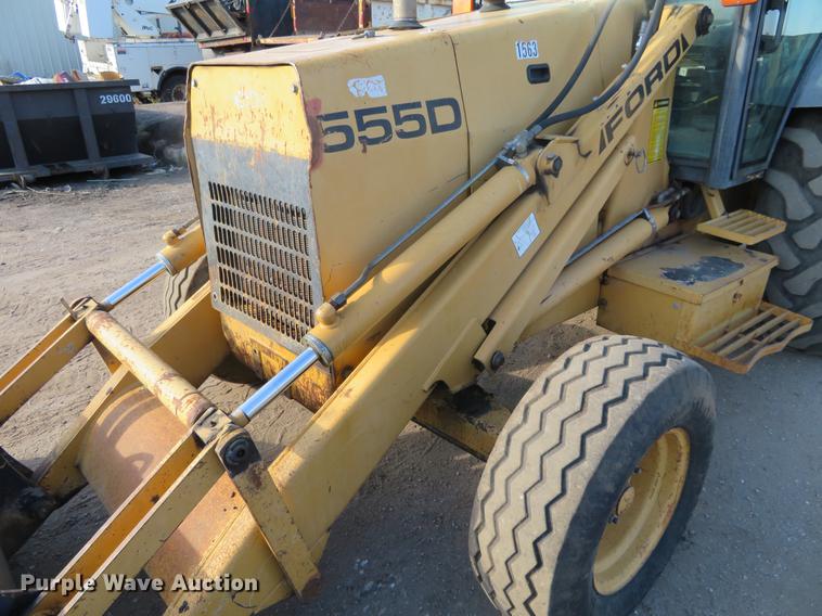 image for item DF9785 Ford 555D backhoe