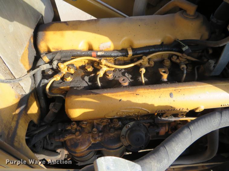 image for item DF9785 Ford 555D backhoe