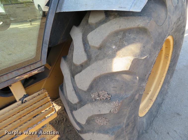image for item DF9785 Ford 555D backhoe