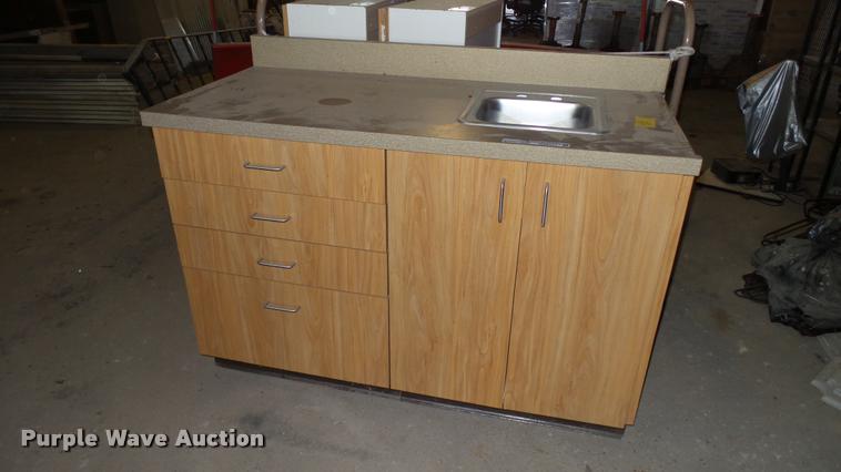 image for item DG9471 (4) cabinets