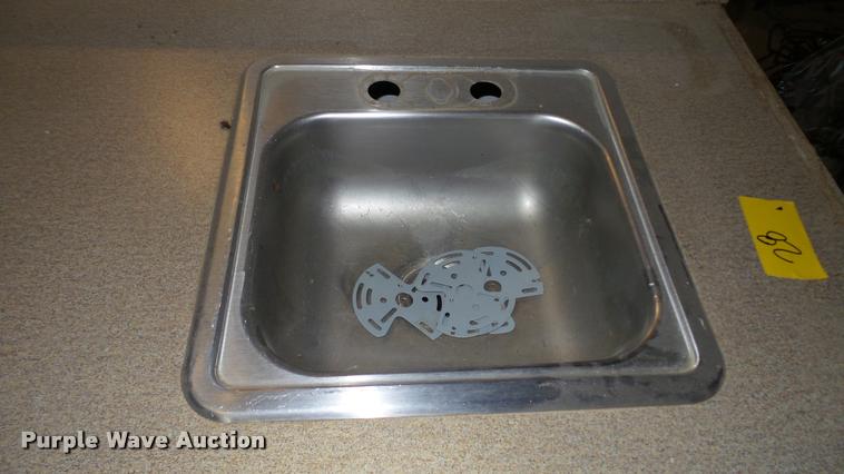 image for item DG9471 (4) cabinets