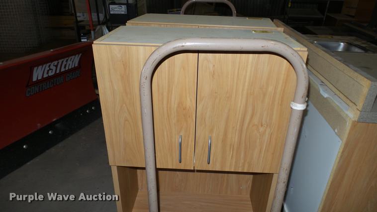 image for item DG9471 (4) cabinets