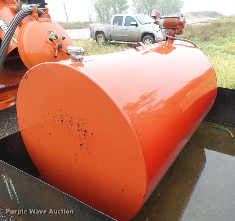 image for item DH9743 Fuel tank