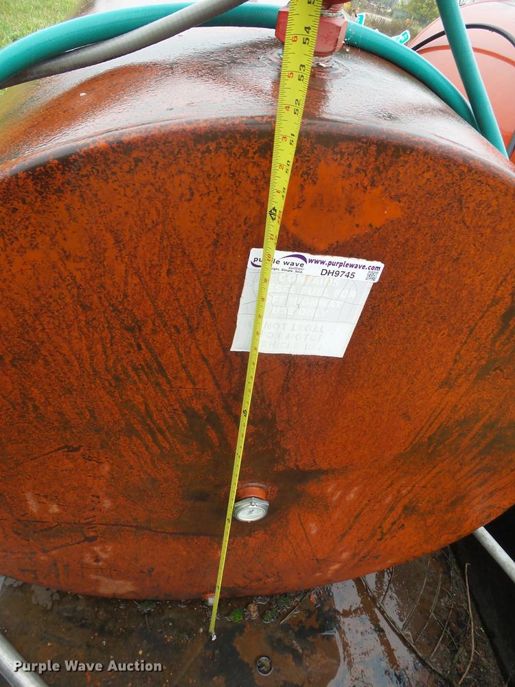 image for item DH9745 Fuel tank