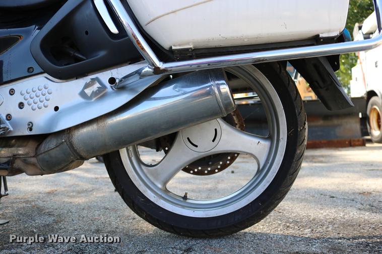 image for item DM9254 2000 BMW motorcycle