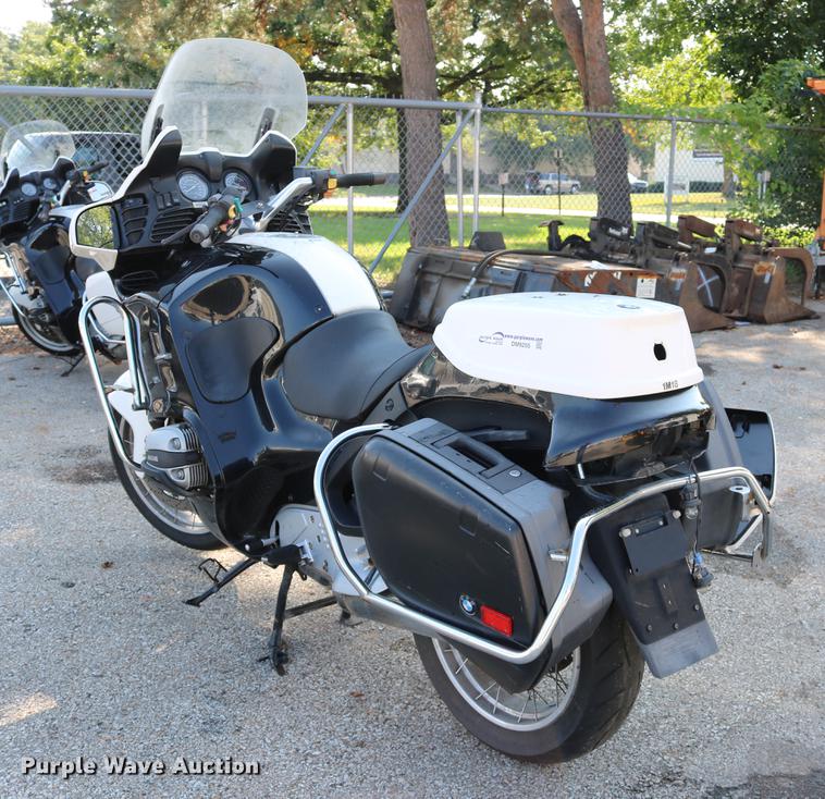 image for item DM9255 1997 BMW R1100RT motorcycle