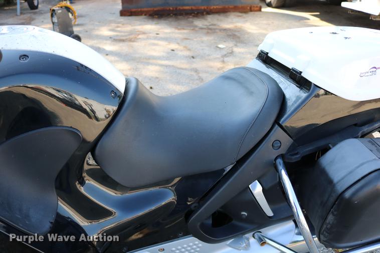 image for item DM9255 1997 BMW R1100RT motorcycle