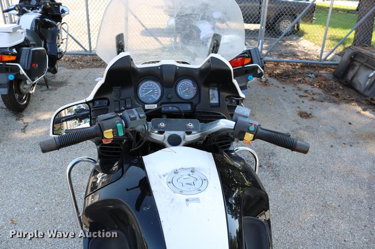 image for item DM9255 1997 BMW R1100RT motorcycle