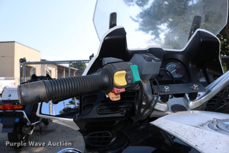 image for item DM9255 1997 BMW R1100RT motorcycle