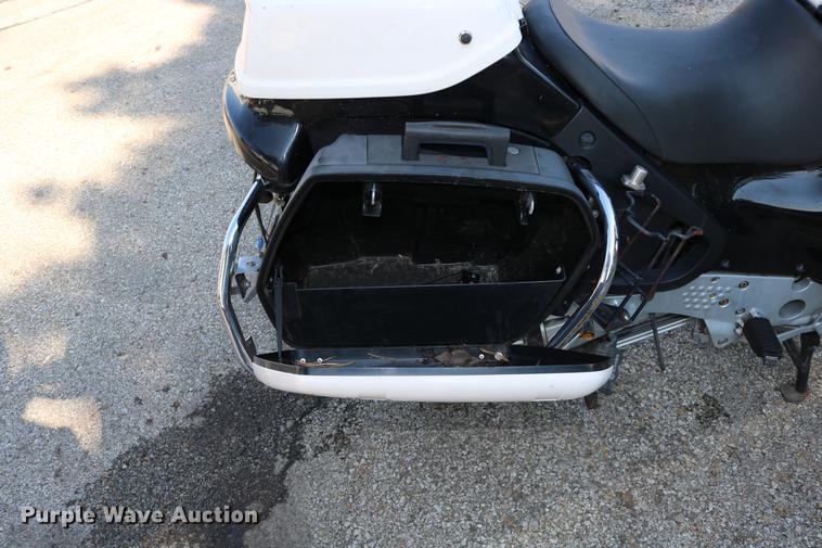 image for item DM9255 1997 BMW R1100RT motorcycle