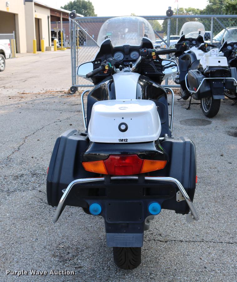 image for item DM9256 2000 BMW R1100RT motorcycle