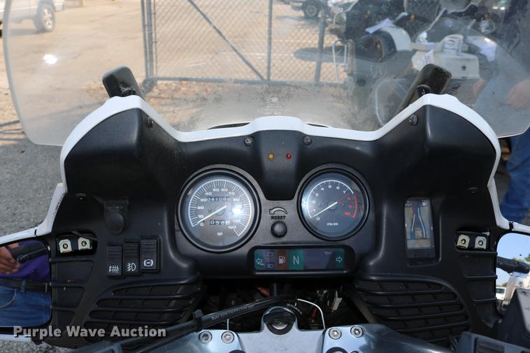 image for item DM9256 2000 BMW R1100RT motorcycle