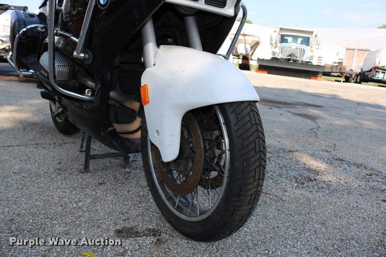 image for item DM9256 2000 BMW R1100RT motorcycle