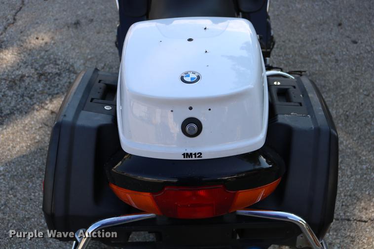 image for item DM9256 2000 BMW R1100RT motorcycle