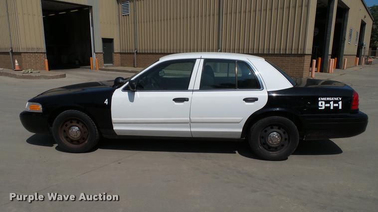 image for item DP9967 2011 Ford Crown Victoria Police Interceptor